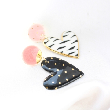 KOLCZYKI SERCA CZERŃ I ZEBRA