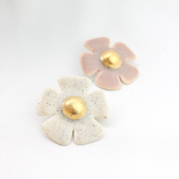 KOLCZYKI STOKROTKI RÓŻ I BEŻ